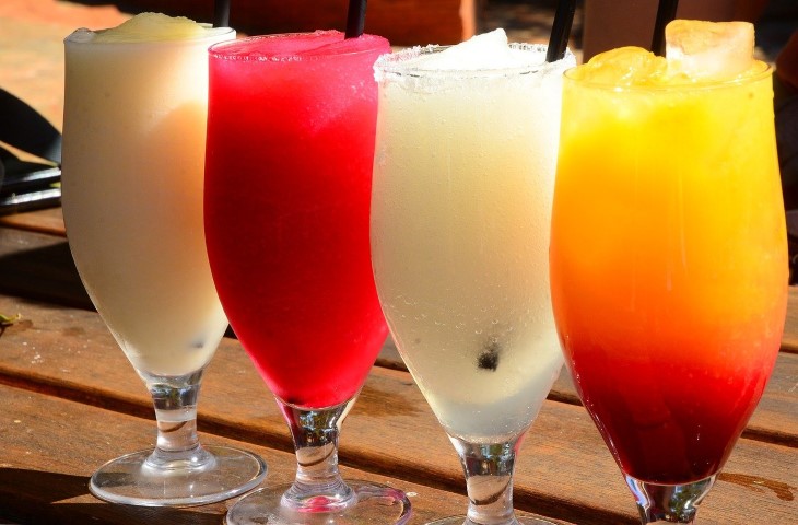 fruit-cocktails-3783642